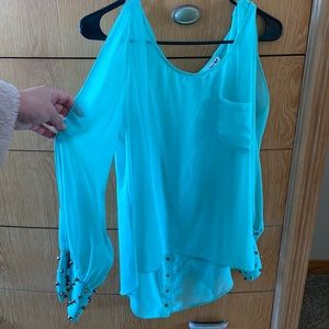 Double Zero brand size L light weight detailed blouse